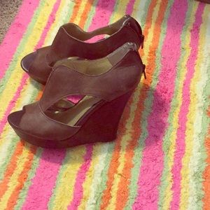 Brown wedges
